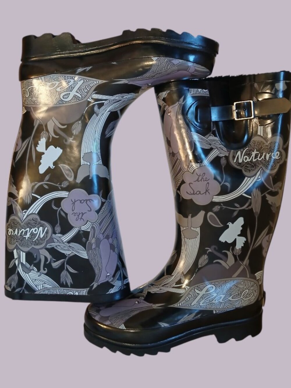 THE SAK "Peace, Nature, Happy" Gray/Lavender Rain Garden Wellies- Like New